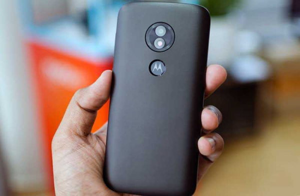 Обзор Moto E5 Play и E5 Plus: доступные смартфоны Motorola