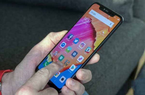 Обзор Xiaomi Mi 8 Pro: мощный и прозрачный смартфон