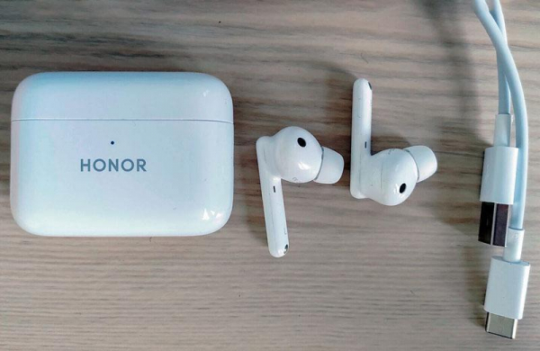 Обзор HONOR Earbuds 2 Lite: хороших и автономных наушников по бюджетной цене