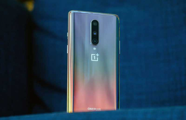 Обзор OnePlus 8: обновлённого и достойного смартфона