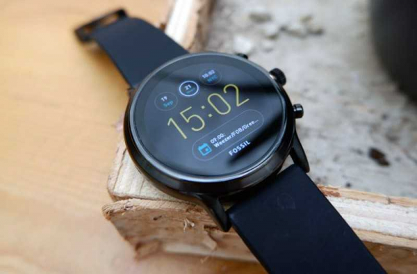 Обзор Fossil Gen 5: стильные и умные часы на Wear OS