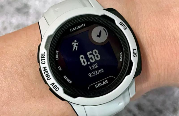 Обзор Garmin Instinct 2 (2s): прочных смарт-часов для любителей приключений