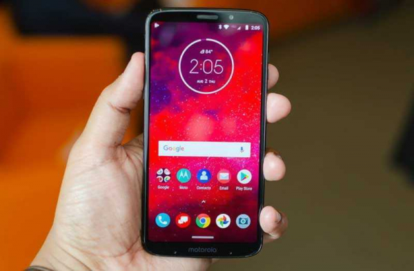 Обзор Moto Z3: надёжный и функциональный смартфон