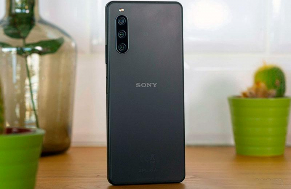 Обзор Sony Xperia 10 IV: средний смартфон с длительной автономностью