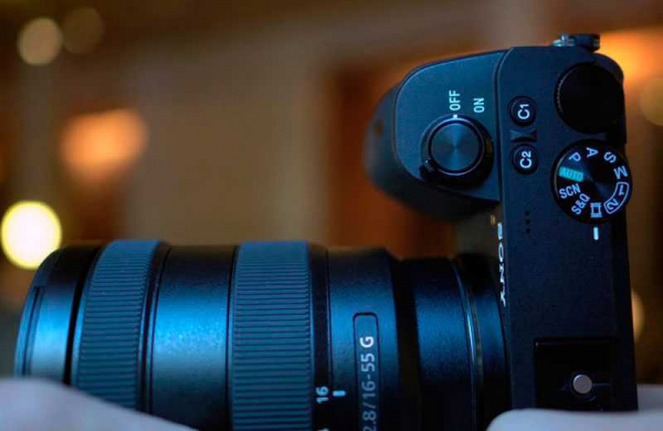 Обзор Sony A6600: маленькая камера c большими возможностями