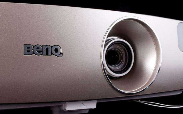 Превосходный BenQ W2000 – Обзор домашнего проектора с приемлемой ценой