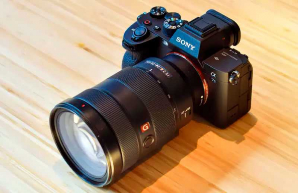 Обзор Sony A7S III: мощной и универсальной беззеркальной камеры