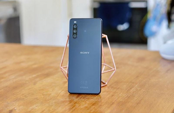 Обзор Sony Xperia 10 III компактного смартфона среднего уровня