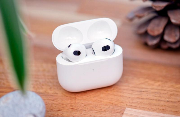 Обзор Apple AirPods 3: очень необычные беспроводные наушники вкладыши