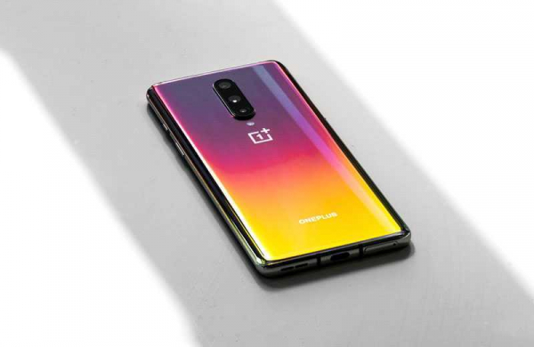 Обзор OnePlus 8: обновлённого и достойного смартфона