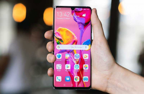 Обзор Huawei P30 Pro: уникальный и удобный камерофон