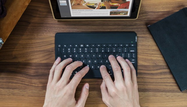 Logitech Keys to Go. Клавиатура для iPad