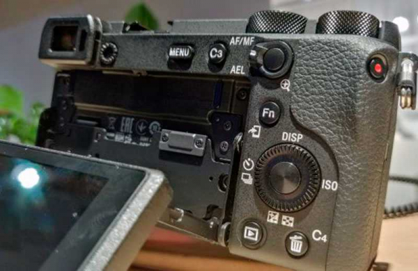 Обзор Sony A6600: маленькая камера c большими возможностями