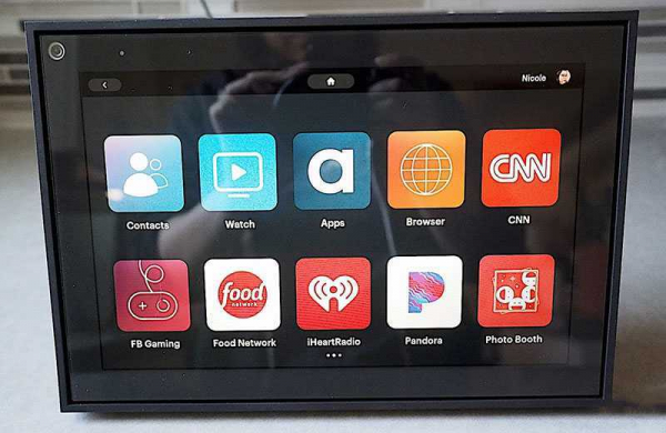 Обзор Facebook Portal (2019): умный дисплей для фанатов Facebook