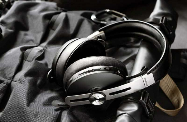 Обзор Sennheiser Momentum III: лучший звук в ритме потребностей