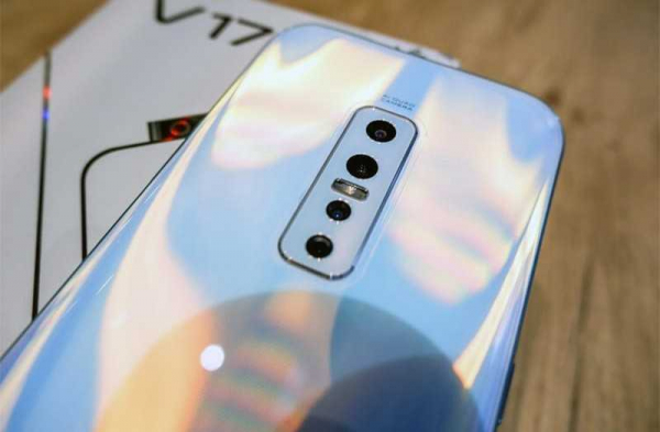 Обзор Vivo V17 Pro: смартфон не только с шестью камерами