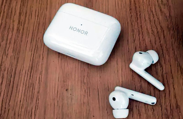 Обзор HONOR Earbuds 2 Lite: хороших и автономных наушников по бюджетной цене