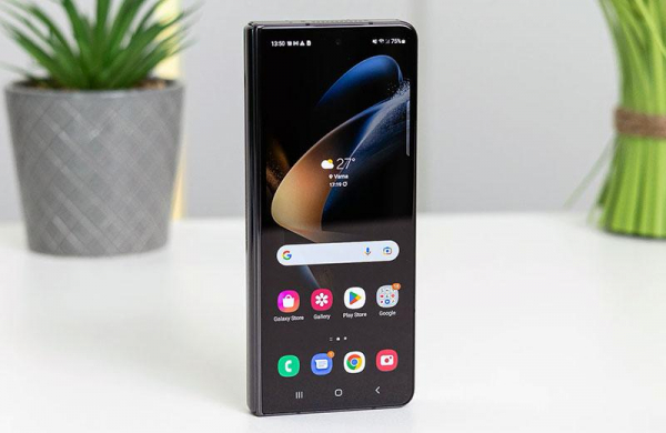 Обзор Samsung Galaxy Z Fold 4: флагманский смартфон и планшет в одном устройстве