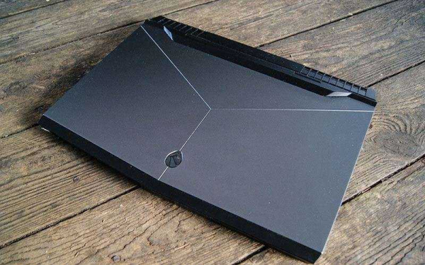 Обзор Alienware 17 R4 – Отзывы на игровой ноутбук, который вызовет зависть у всех