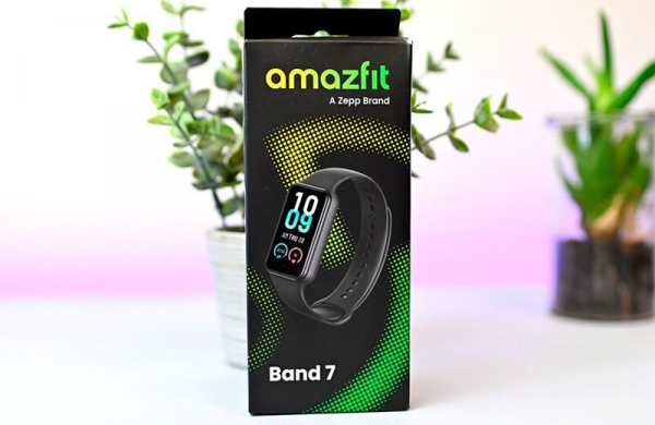 Обзор Amazfit Band 7: фитнес-браслета с невысокой ценой и множеством функций