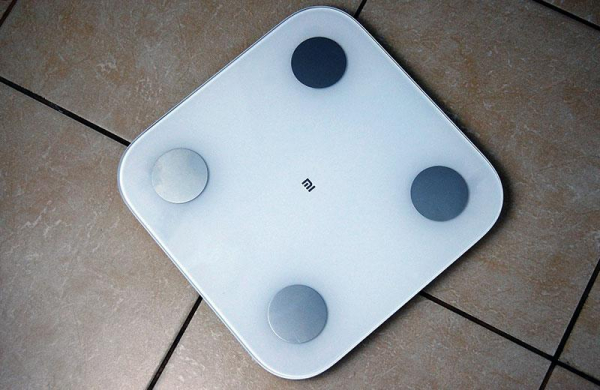 Обзор Xiaomi Mi Body Composition Scale 2: напольные умные весы для отслеживания показателей тела