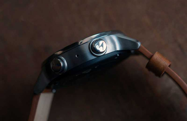 Обзор Moto 360 (2019): хорошие часы на средней платформе